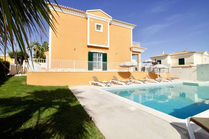 Location de vacances pour 10 personnes, avec jardin et piscine dans Alcantarilha - 4