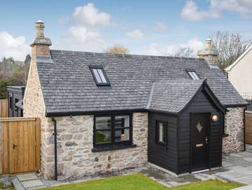 Ferienhaus für 4 Personen, mit Garten in Inverness