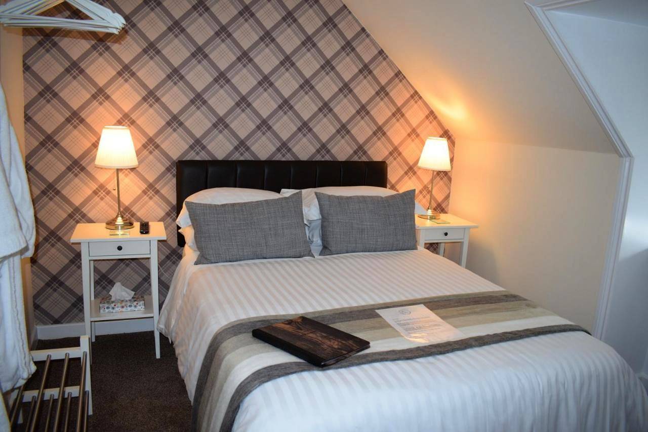 Double Room in Highlands