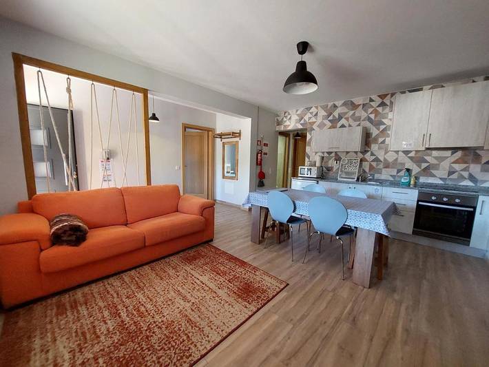 Casa de férias para 5 pessoas, com vista e terraço em Sabugueiro (Cidade)