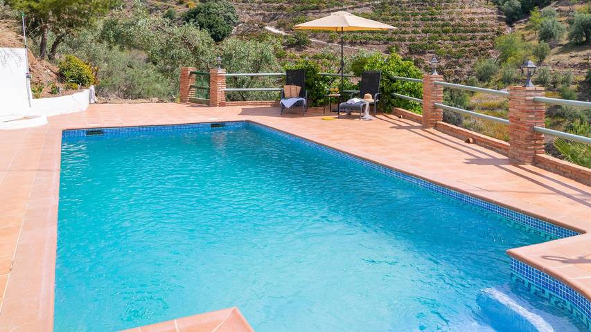 Casa rural para 5 personas, con piscina y balcón/terraza en Sayalonga - 3