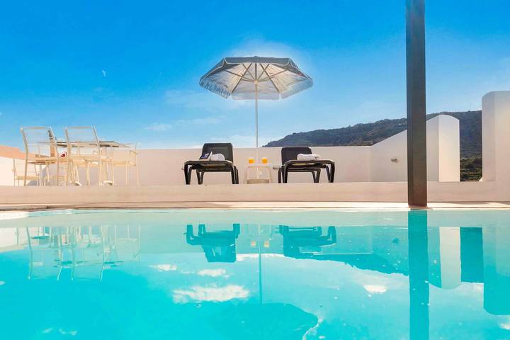 Location de vacances pour 4 personnes, avec piscine et terrasse dans Agia Pelagia - 3
