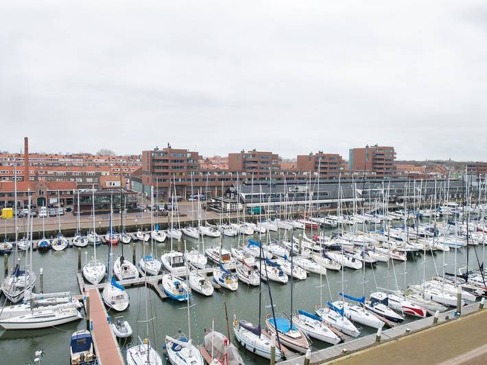 Vakantieappartement voor 6 personen, met balkon en tuin, kindvriendelijk in Scheveningen