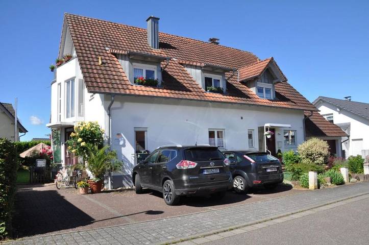 Ferienwohnung für 4 Personen, mit Balkon und Terrasse sowie Garten und Ausblick in Kappel-Grafenhausen