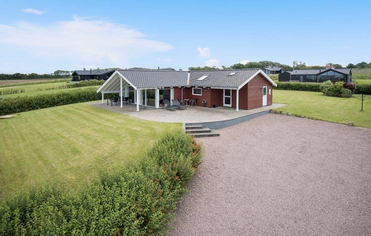 Ferienhaus für 6 Personen, mit Terrasse und Whirlpool sowie Sauna in Fåborg
