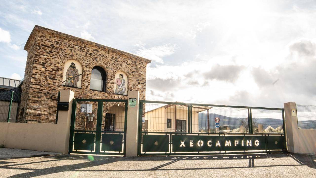 Xeocámping Montañas do Courel in Ribas de Sil, Reserva da Biosfera Ribeira Sacra e Serras do Oribio e Courel