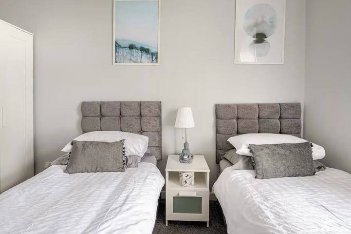 Entire apartment, Cumbrae View Apartment Central Largs in Largs, Clyde Muirshiel Regional Park