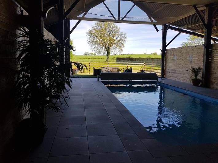 Location de vacances pour 18 personnes, avec piscine ainsi que vue et jardin à Céaux - 4