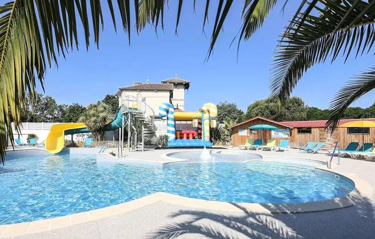 Gîte pour 3 personnes, avec terrasse et piscine à L'Aiguillon-sur-Vie - 4