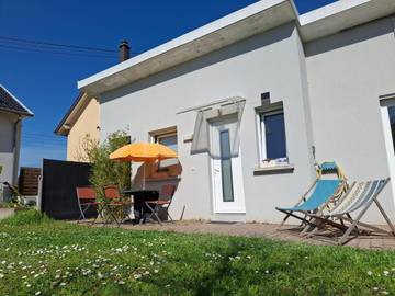 Gîte pour 3 personnes, avec jardin ainsi que vue et terrasse, animaux acceptés à Rixheim