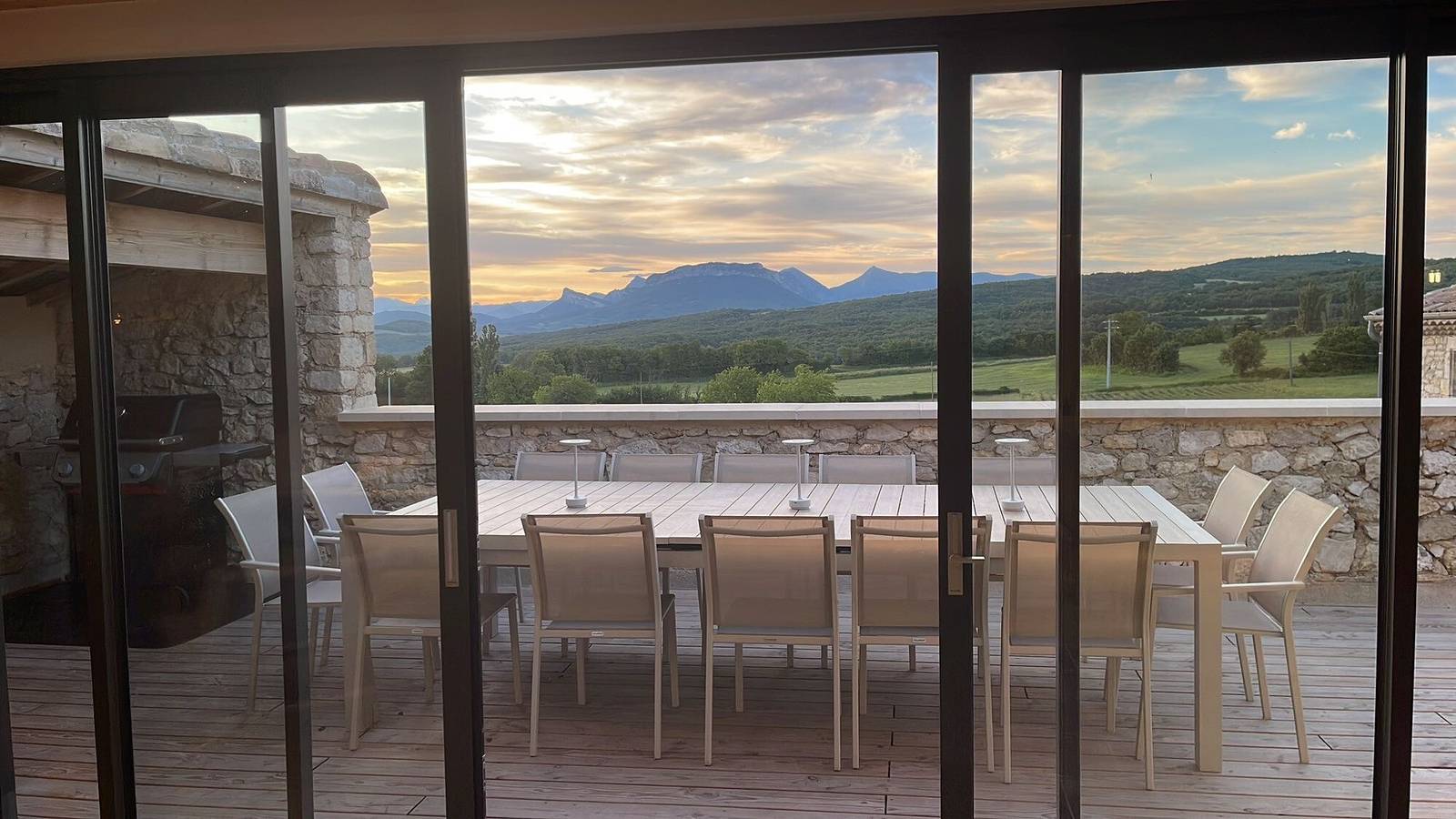 Maison de vacances « L’échappée Céleste » avec vue montagne, Wi-Fi et climatisation in La Roche-sur-Grane, Région de Die