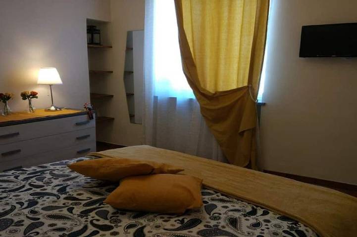 Appartement entier, Gregorius Diamerisma: terrasse panoramique in Naples, Province de Naples