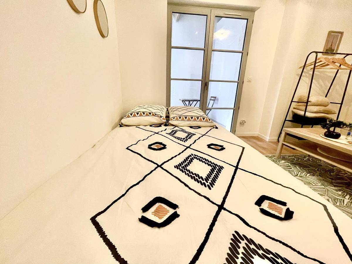 Appartement entier, One-Bedroom Apartment in Cavaillon, Parc naturel régional du Luberon