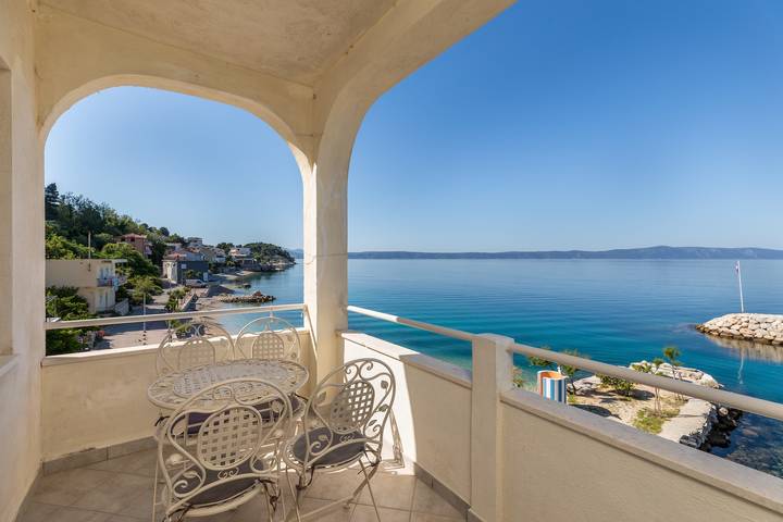 Apartament wakacyjny dla 3 osób, z Balkon/ taras w Drašnice