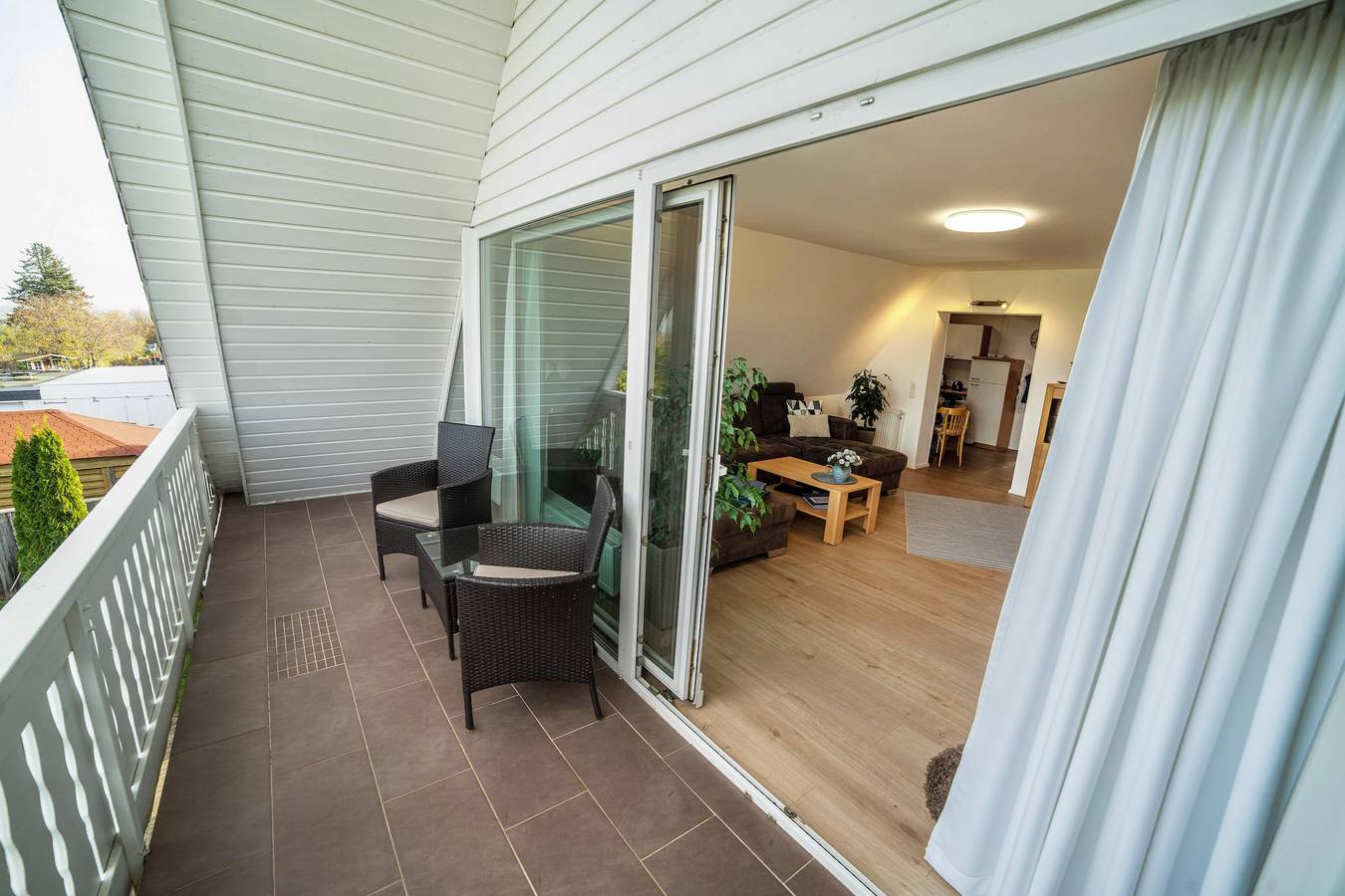 Appartement 'Nice Days' met Uitzicht op de Bergen, Balkon en Wifi, foto 9