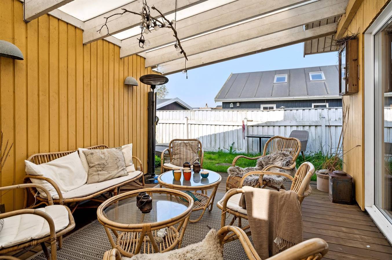 Pet friendly home in Otterup with house sea view in Otterup, Nord Fünen