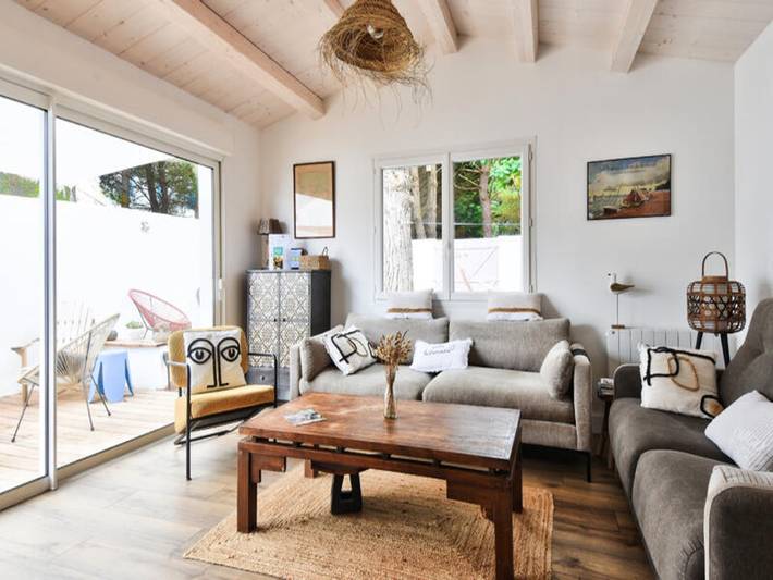 Gîte pour 7 personnes, avec jardin, animaux acceptés dans Plage des sables d'or