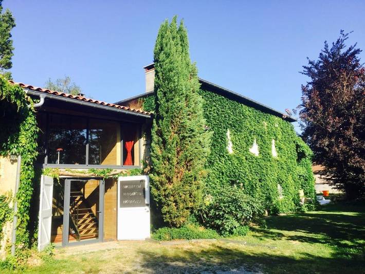 Appartement de vacances pour 6 personnes, avec Terrasse et Jardin ainsi que Piscine et Vue