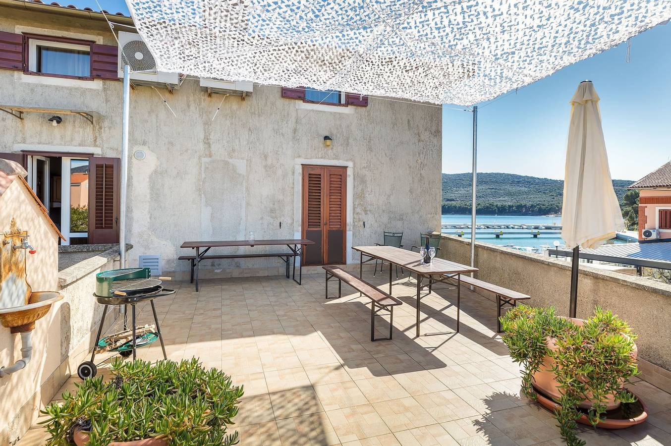 Ganze Wohnung, Apartment Joyce (3+2) - Lungomare Cres in Cres Stadt, Cres