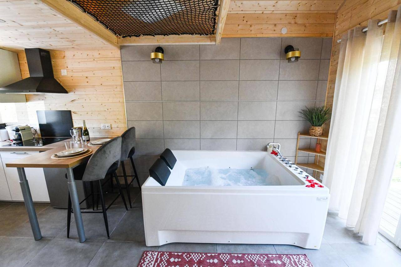 Appartement entier, One-Bedroom Apartment in Marmoutier (Bas-Rhin), Région de Saverne