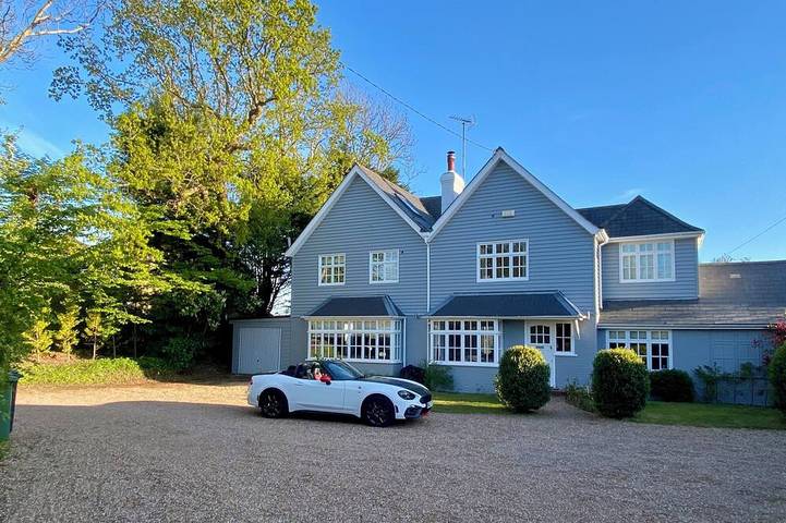 Holiday rental for 8 people, with hot tub in East Sussex