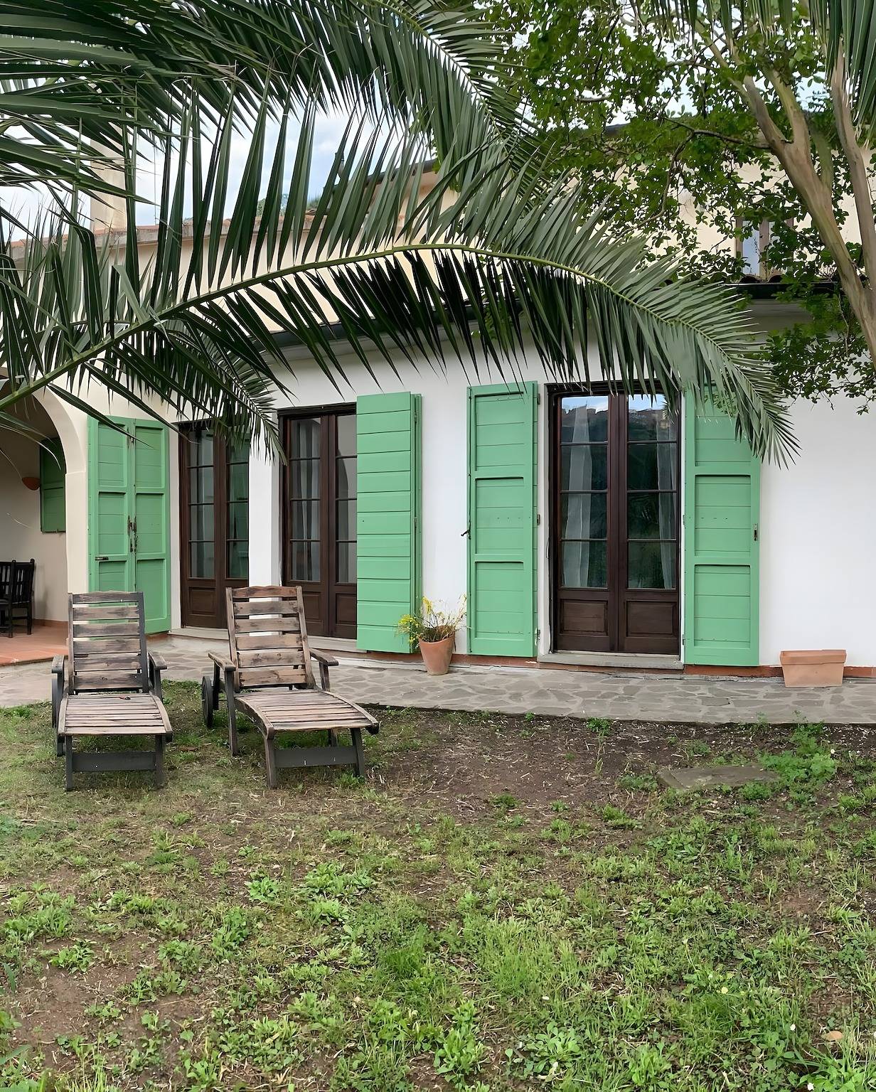 Apartamento entero, Apartamento 'Casa Ribellino' con terraza privada, jardín y Wi-Fi in Campiglia Marittima, Costa Etrusca