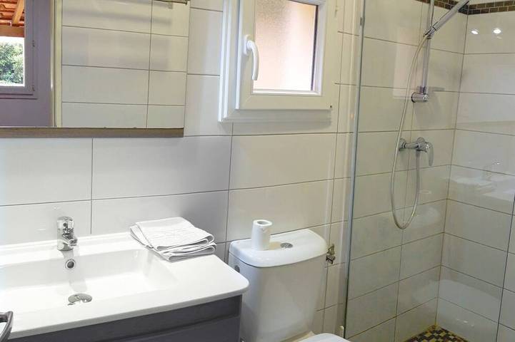 Location de vacances pour 6 personnes, avec terrasse à Appietto - 4