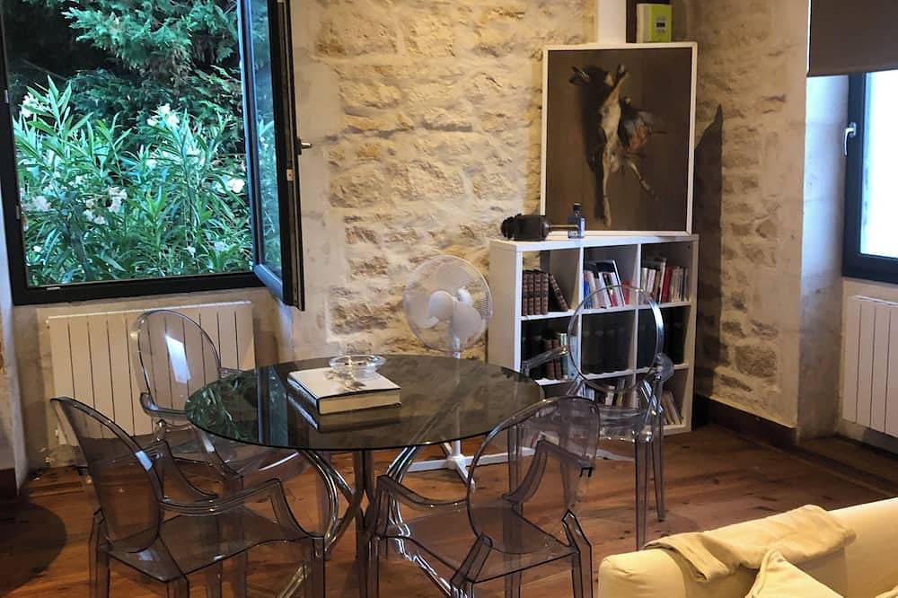 Ganze Wohnung, T1 bis apartment in Charentaise house in the heart of La Tremblade. in La Tremblade, Côte de Beauté