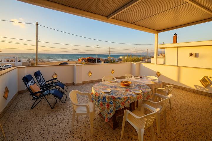 Gîte pour 6 personnes, avec Balcon ainsi que Terrasse et Jardin à Castellammare del Golfo - 2