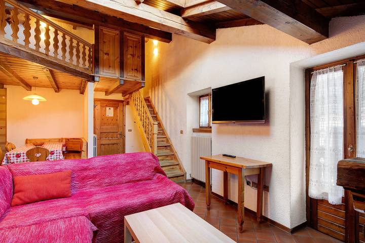 Gîte pour 9 personnes, avec balcon à Livigno - 4