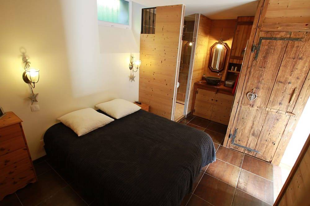 Comfortable gite for couples in Saint-Pierre-d'Albigny, Chambéry und Umgebung