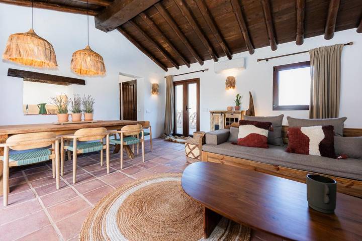 Chalet para 19 personas, con Jacuzzi y Jardín además de Piscina y Vistas en Costa Tropical - 4