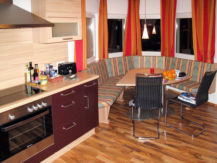 Ferienwohnung für 4 Personen, mit Garten in Mayrhofen - 2