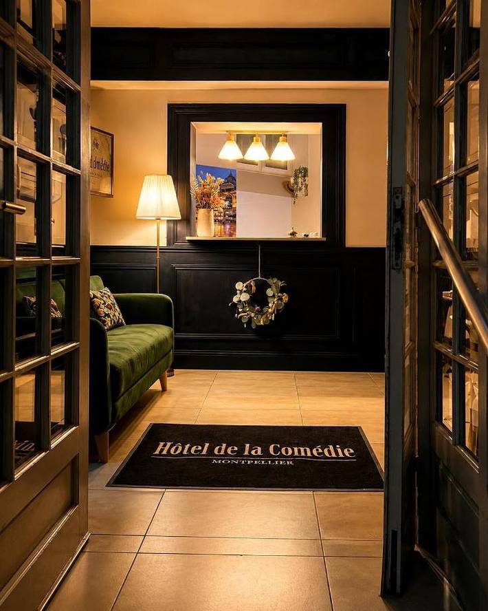 Hôtel pour 2 personnes, avec balcon et vue dans Office De Tourisme De Montpellier