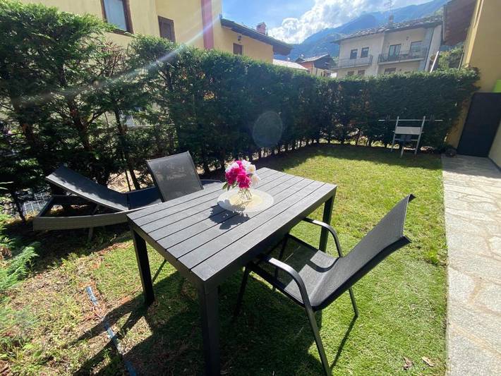 Gîte pour 2 personnes, avec Balcon ainsi que Terrasse et Jardin dans Fénis - 2
