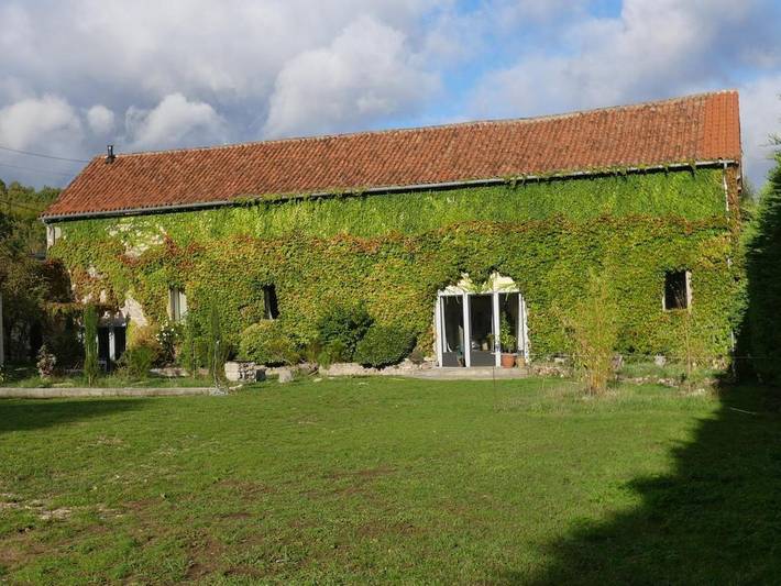 Gîte pour 7 personnes, avec terrasse, animaux acceptés à Cornus