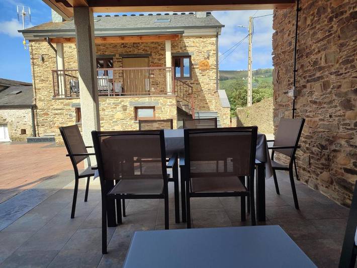 Apartamento para 5 personas, con Terraza y Jardín en Vegadeo