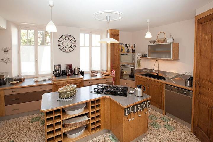 Gîte pour 16 personnes, avec jardin et terrasse dans Côte-d'Or - 4