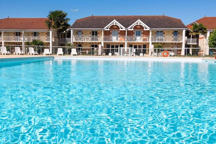 Appartement de vacances pour 6 personnes, avec balcon et piscine - 1