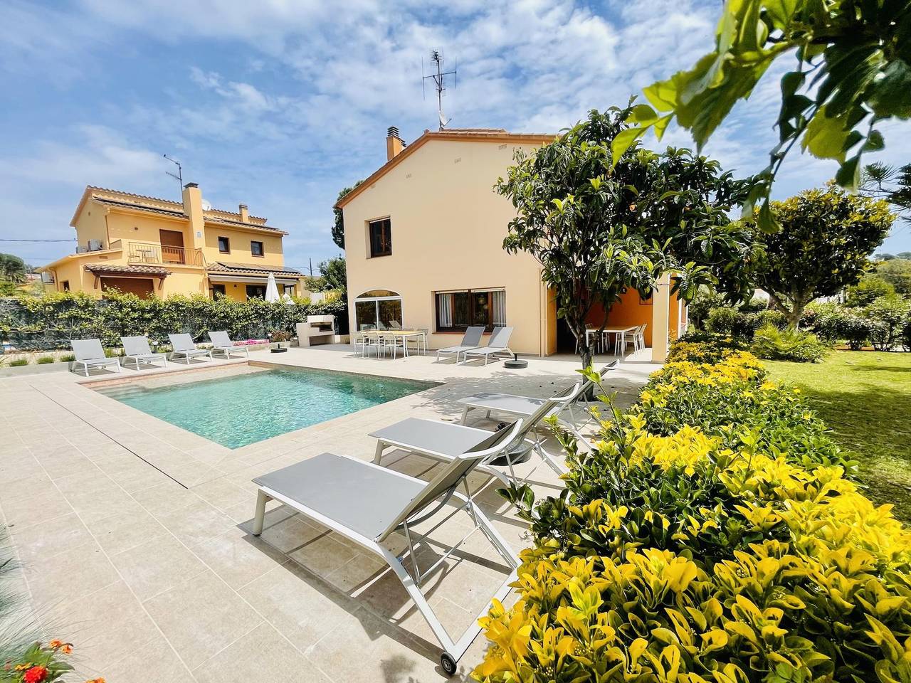 Casa Hermanos by Costabravaway in Calonge, Costa Brava