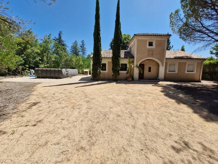 Casa de vacaciones para 6 personas, con jardín además de piscina y vistas, Se admiten mascotas - 1