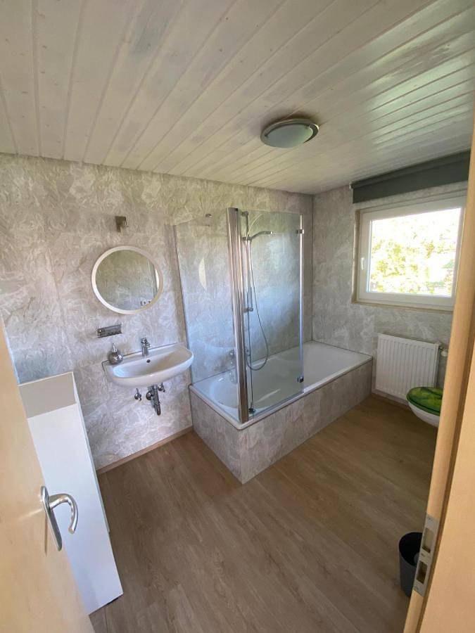 Ferienwohnung für 4 Personen, mit Terrasse und Ausblick in Opfenbach - 3