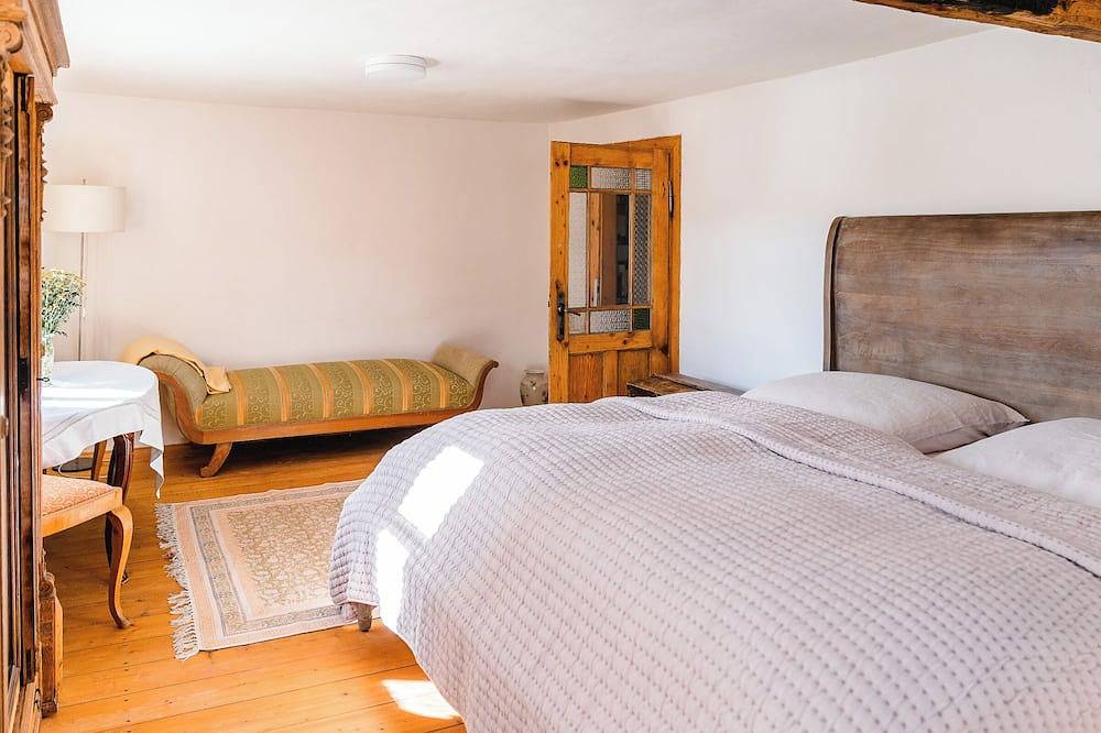 Ganze Wohnung, Landhaus Fröbel in Bad Liebenstein Ot Schweina - Loggia‑Suite im Fachwerkhaus in Schweina, Bad Liebenstein