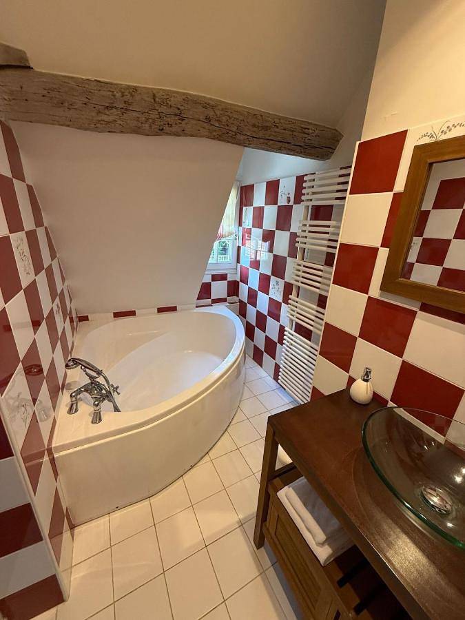 Location de vacances pour 8 personnes, avec jardin à Saint-Prest - 4