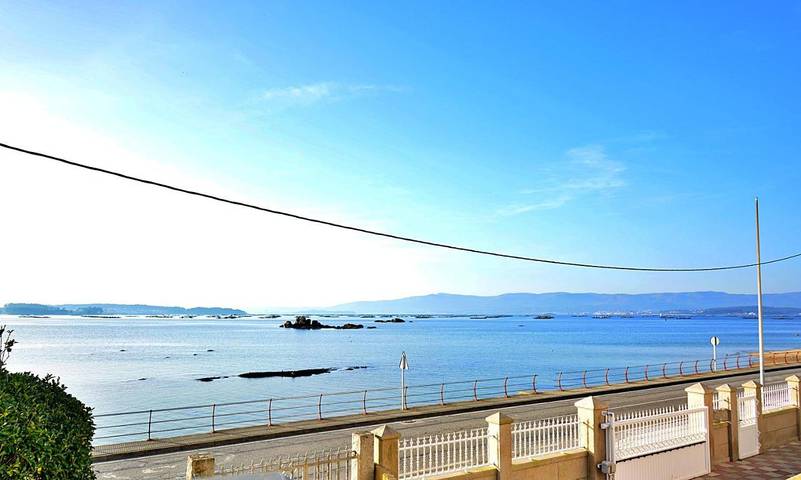 Apartamento para 6 personas, con Balcón además de Terraza y Vistas en Villanueva de Arosa