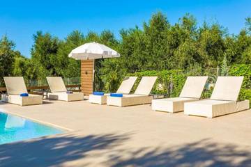 Villa for 8 People in Tragaki, Zakynthos, Photo 1