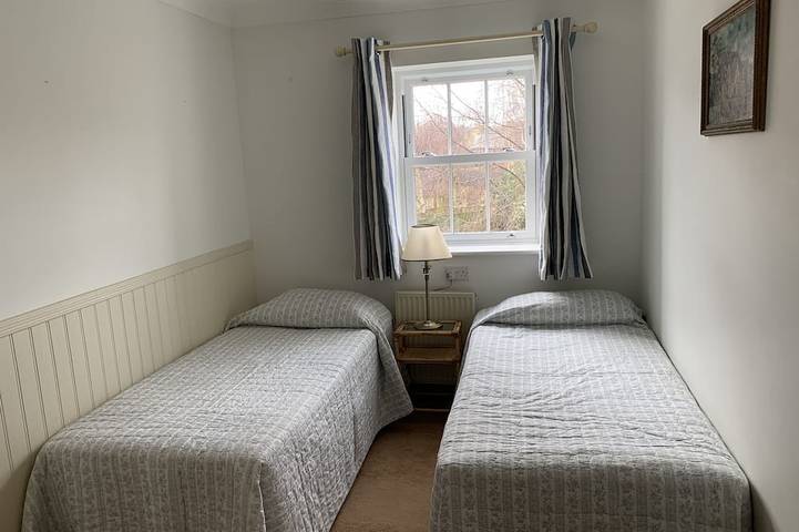 Cosy Carol Cottage Just Off The High Street in Chipping Campden, Gloucestershire