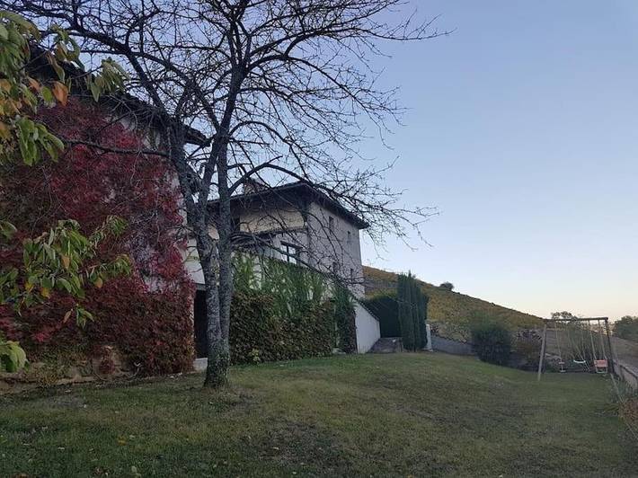 Location de vacances pour 6 personnes, avec vue et jardin à Quincié-en-Beaujolais - 4