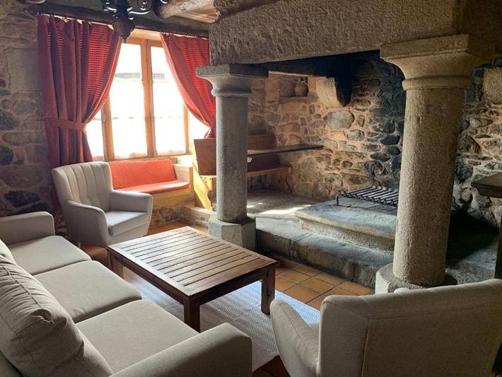 Casa rural para 4 personas, con terraza y jardín en O Deza - 4