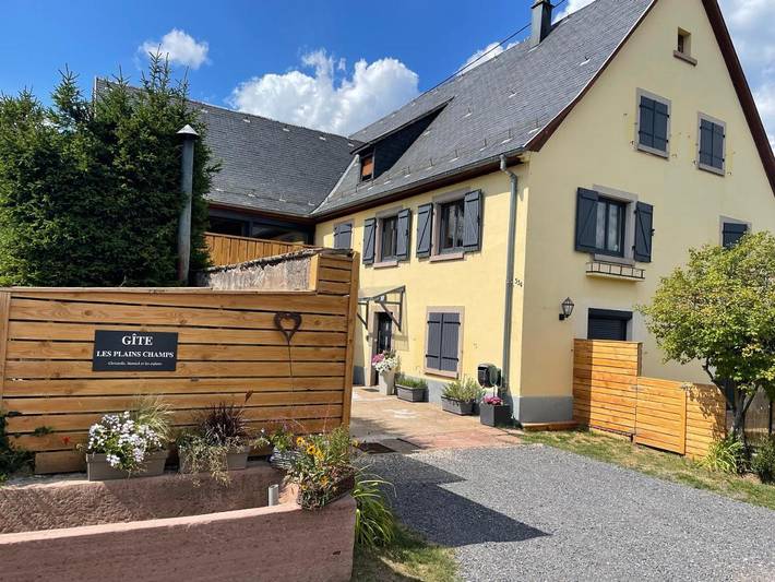 Gîte pour 4 personnes, avec Terrasse et Jardin à Labaroche